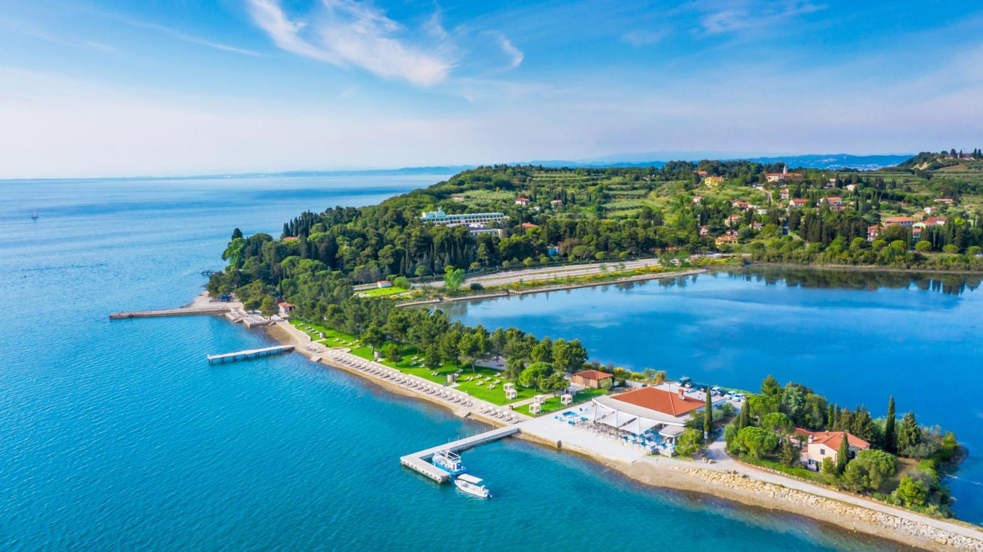 Hotel Svoboda - Terme Krka Strunjan Exterior foto